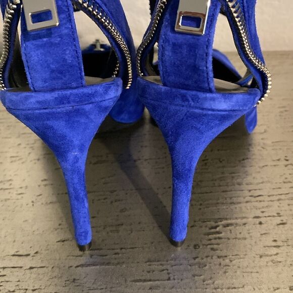 ❤️BRAND NEW! Gianni Bini Tatum Zipper Detail Cut-Out Pumps - Picture 4 of 8